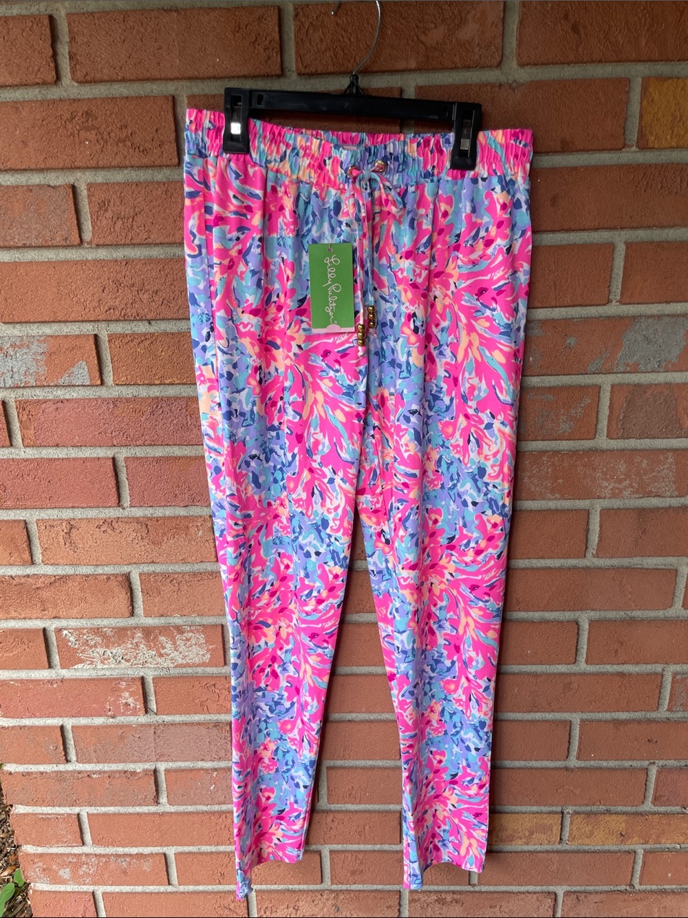 NWT Lilly Pulitzer Lola pull on pants